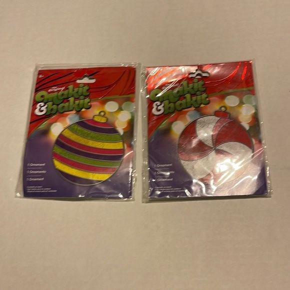 The original makit & bakit Christmas Ornaments Two kits American Crafts - Picture 8 of 10